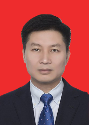张　峰